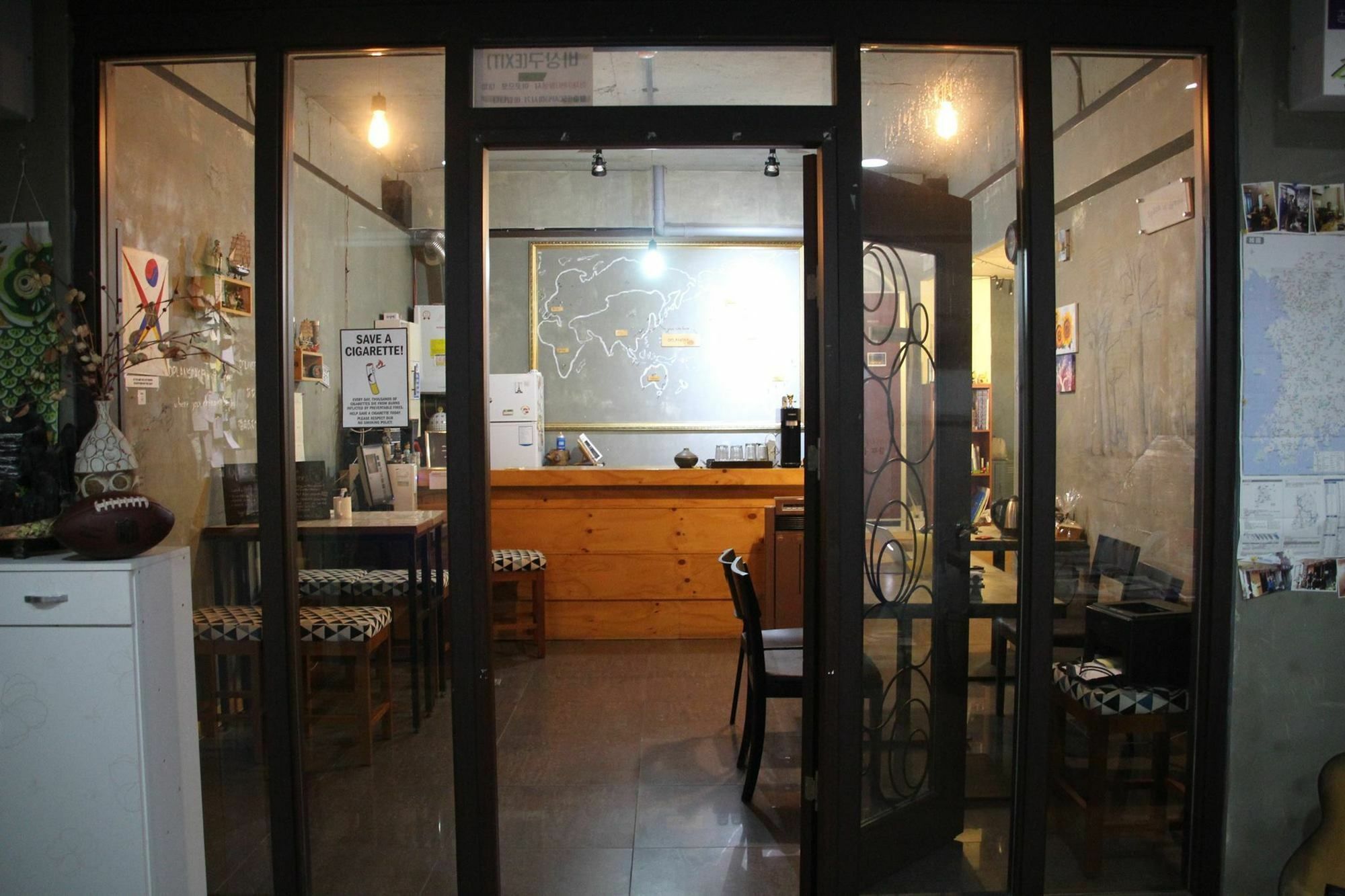 Hotel Backpackers' House Busan Esterno foto