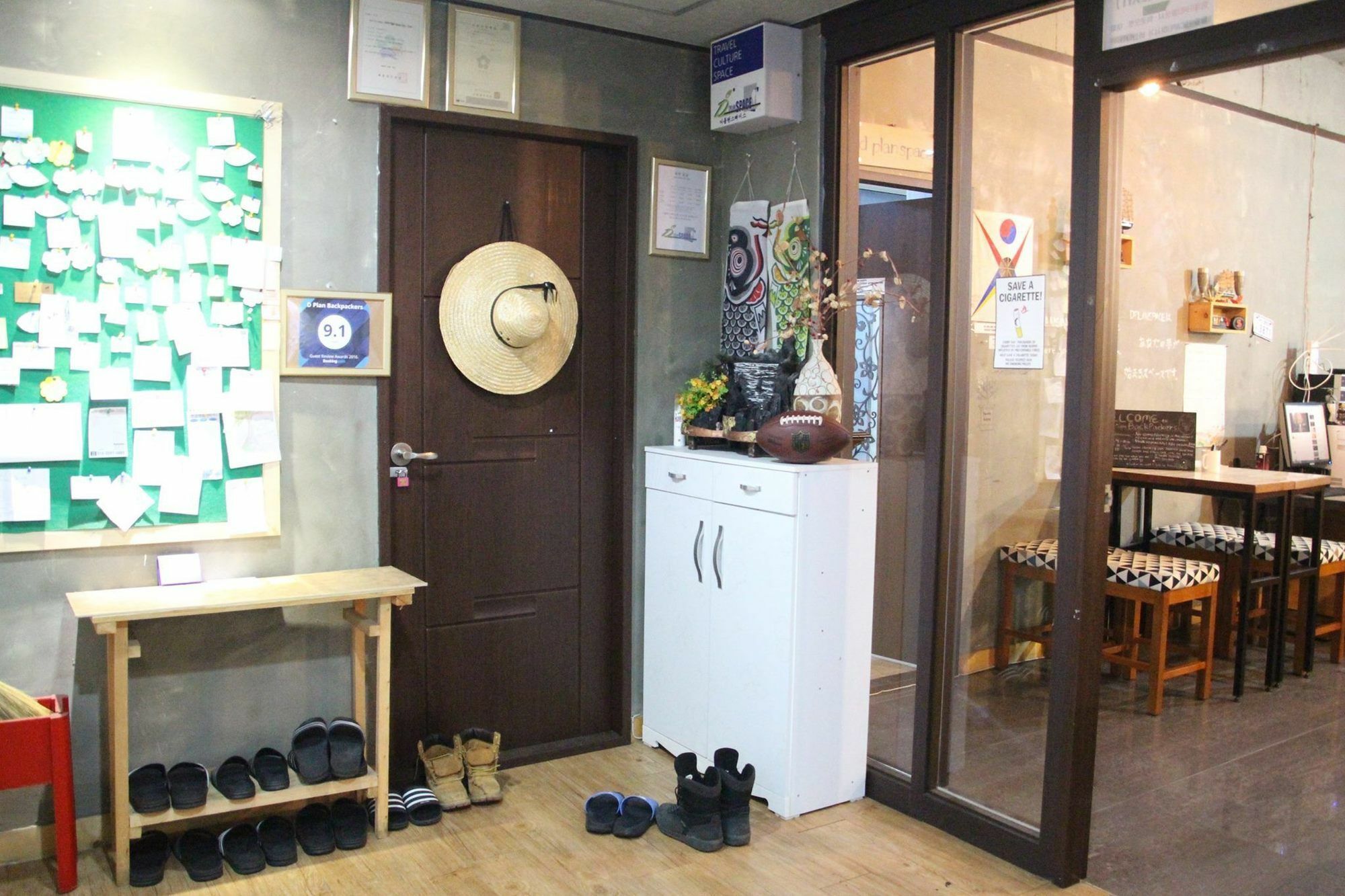 Hotel Backpackers' House Busan Esterno foto
